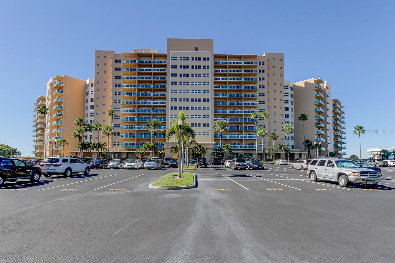 REGATTA BEACH CLUB CONDO - Residential Lease