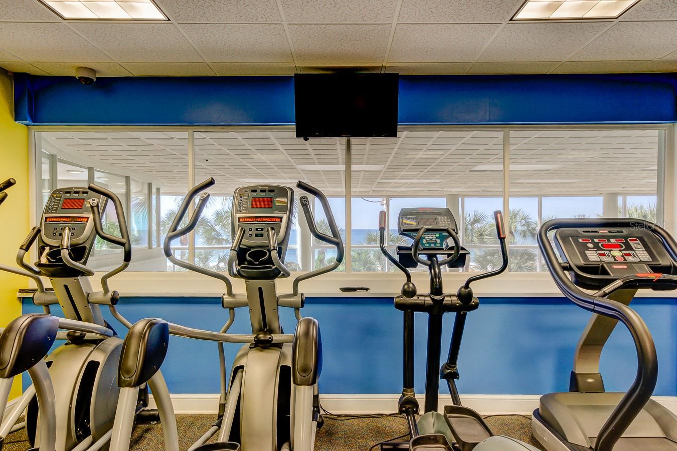 REGATTA BEACH CLUB CONDO - Residential Lease