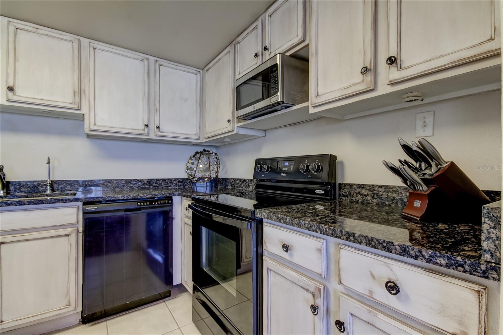 REGATTA BEACH CLUB CONDO - Residential Lease