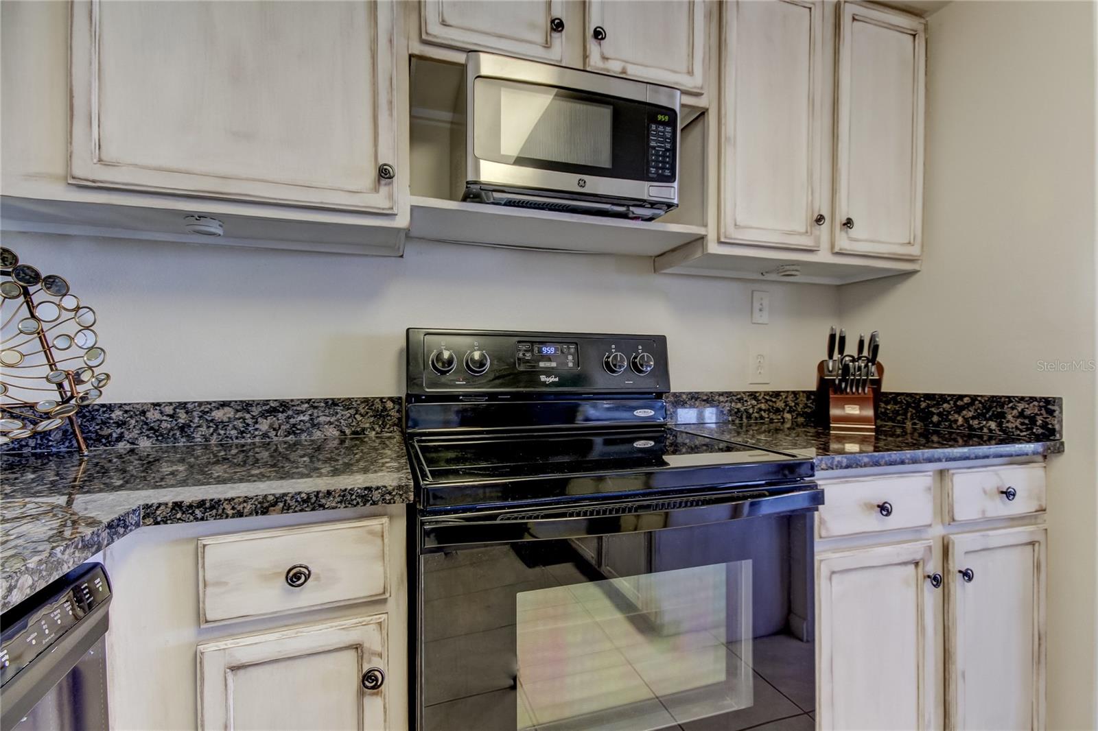 REGATTA BEACH CLUB CONDO - Residential Lease