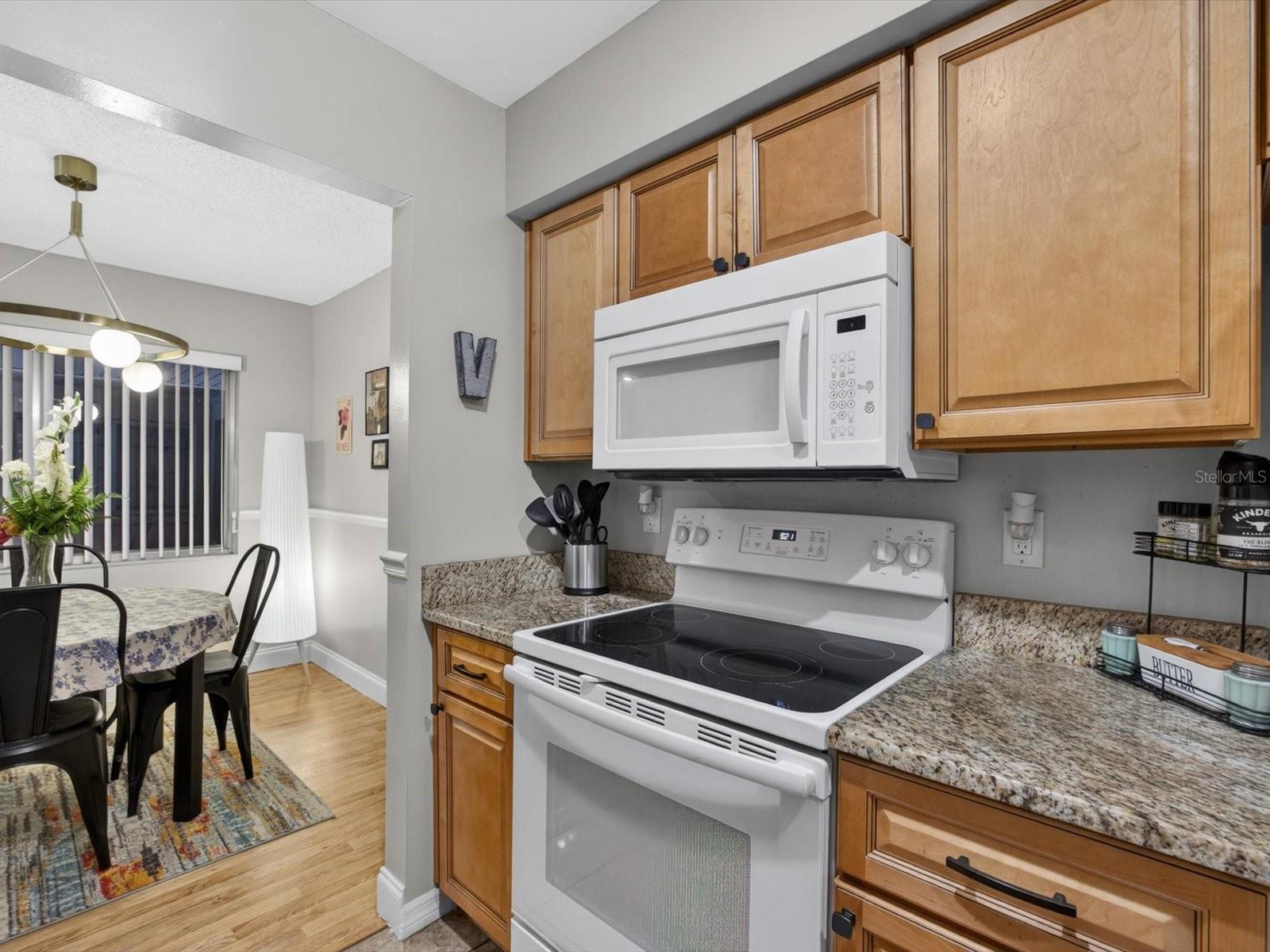 DEL REY CONDO PH 02 - Residential