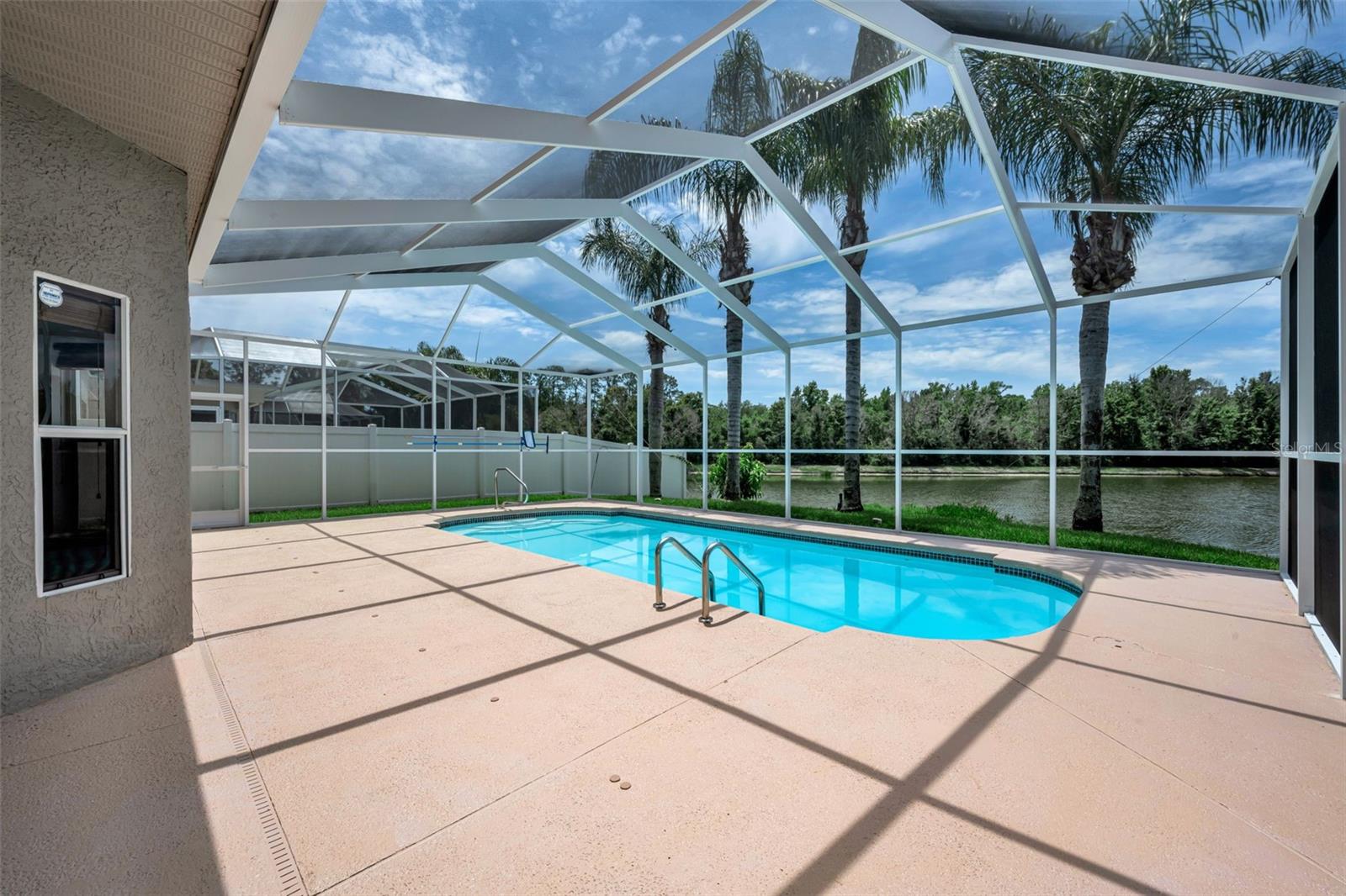 NORTHWOOD - Residential
