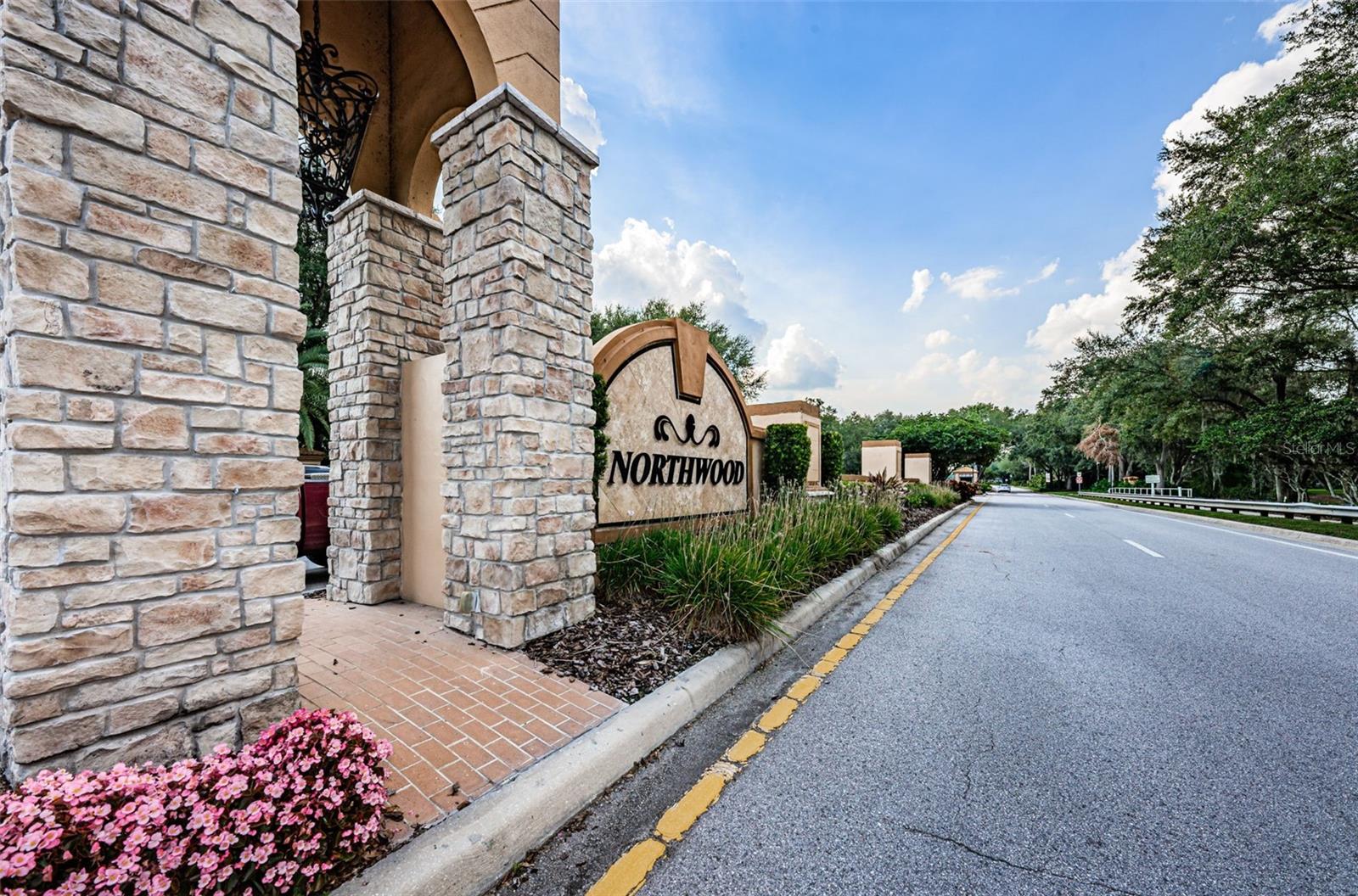 NORTHWOOD - Residential