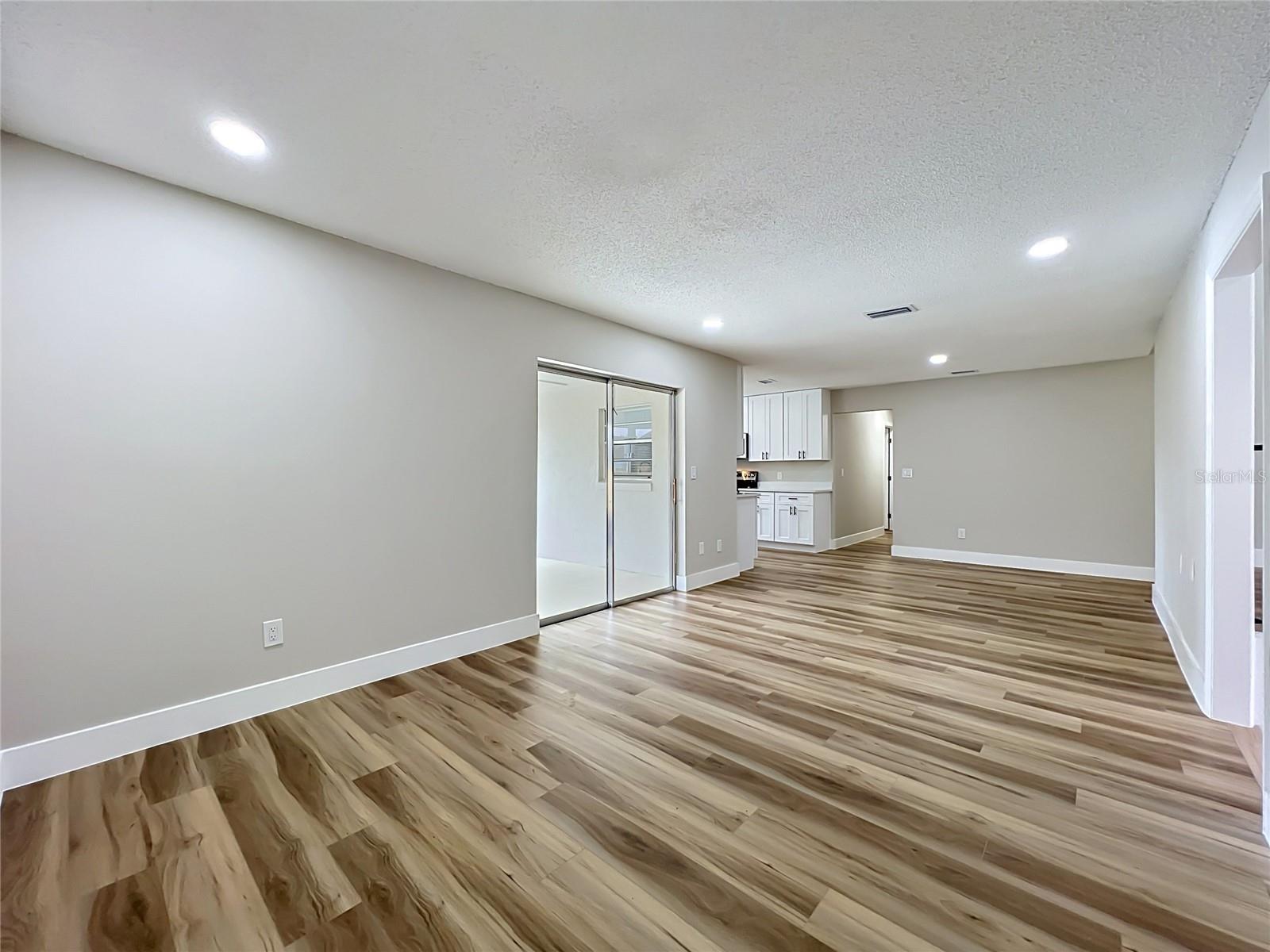 LAKE FLORENCE ESTATES - Residential
