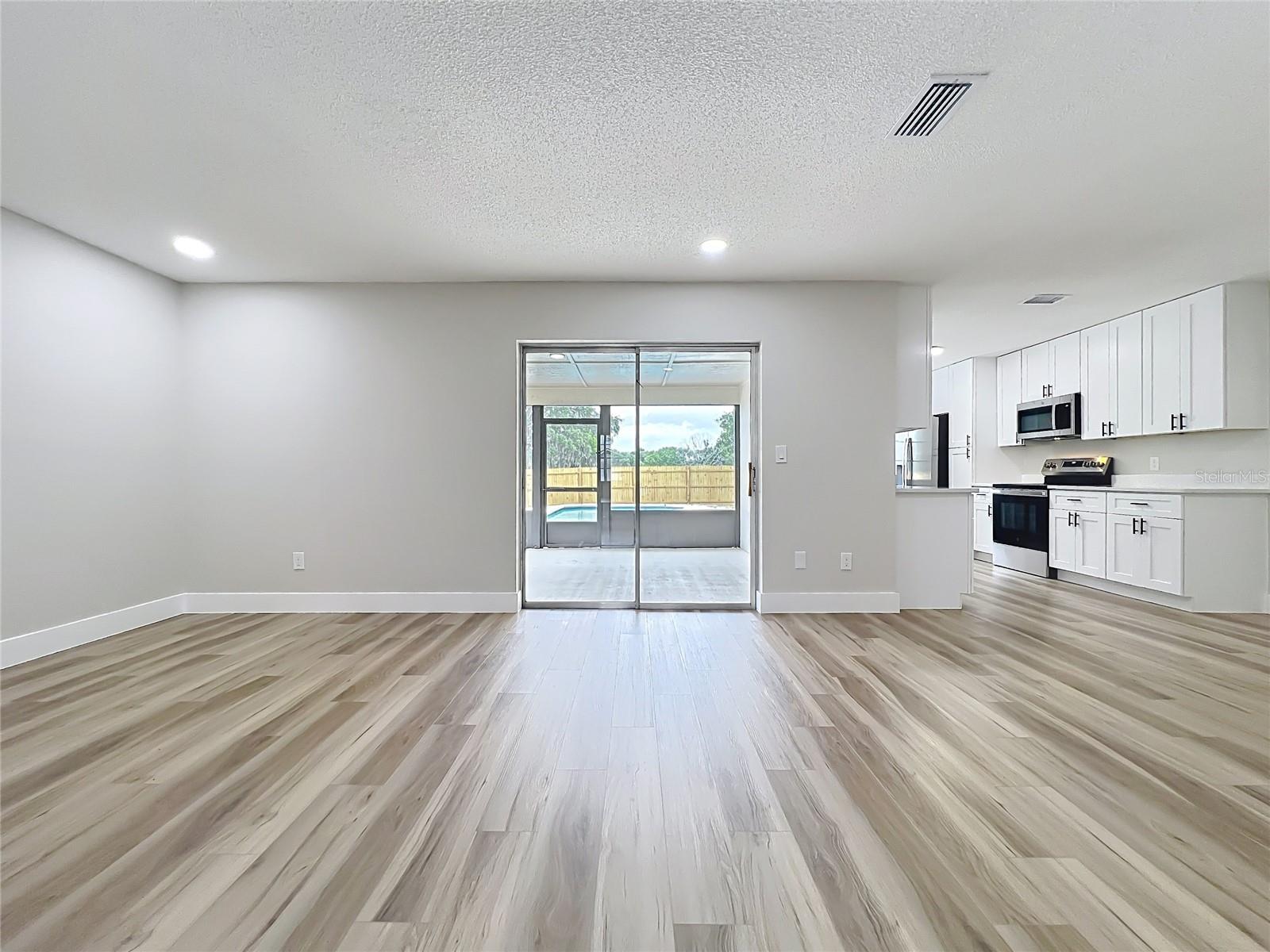 LAKE FLORENCE ESTATES - Residential