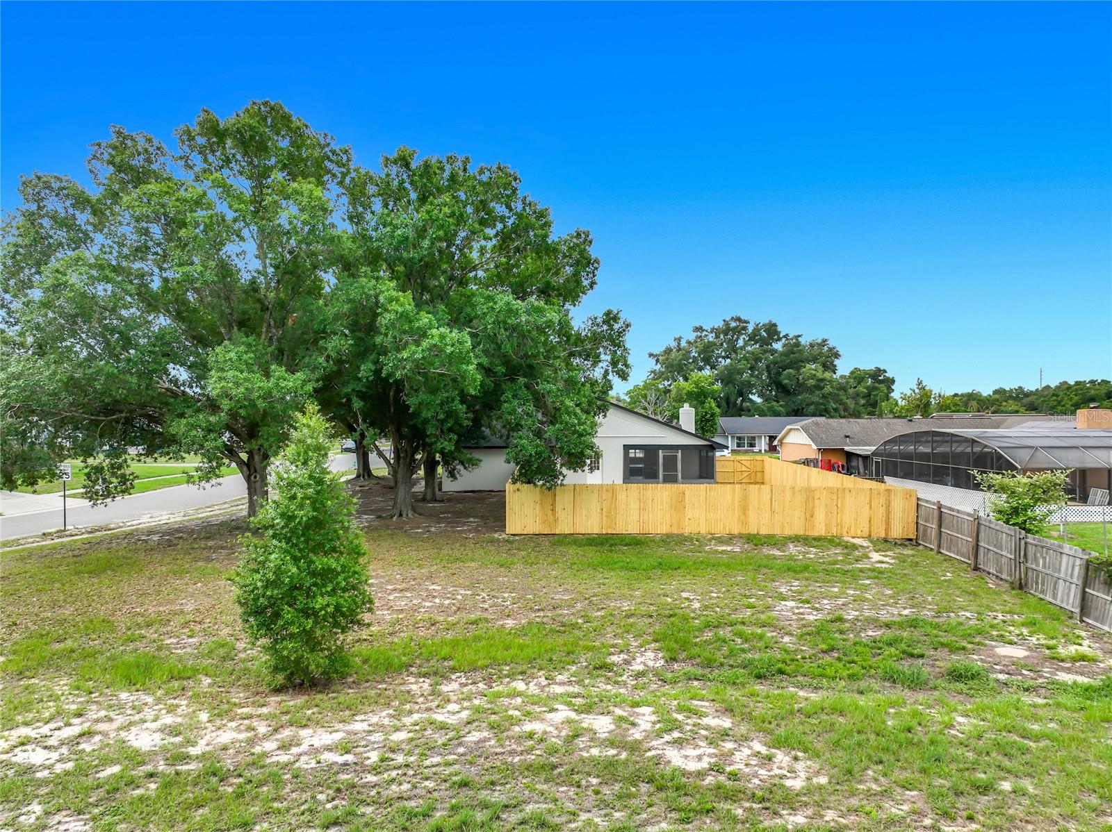 LAKE FLORENCE ESTATES - Residential