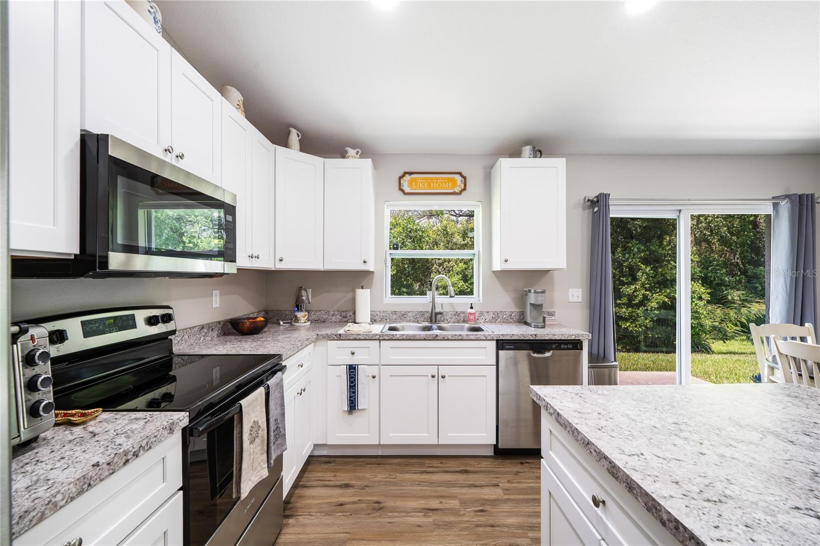 ORANGE CITY HILLS UNIT 04 - Residential