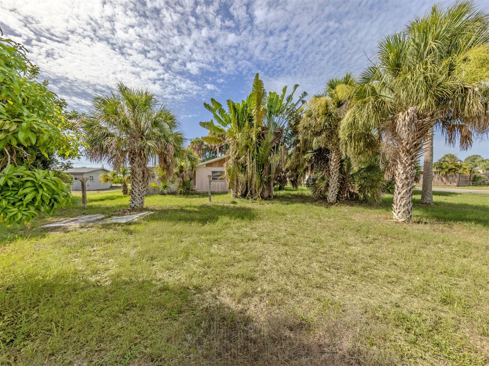 SOUTH VENICE - Residential