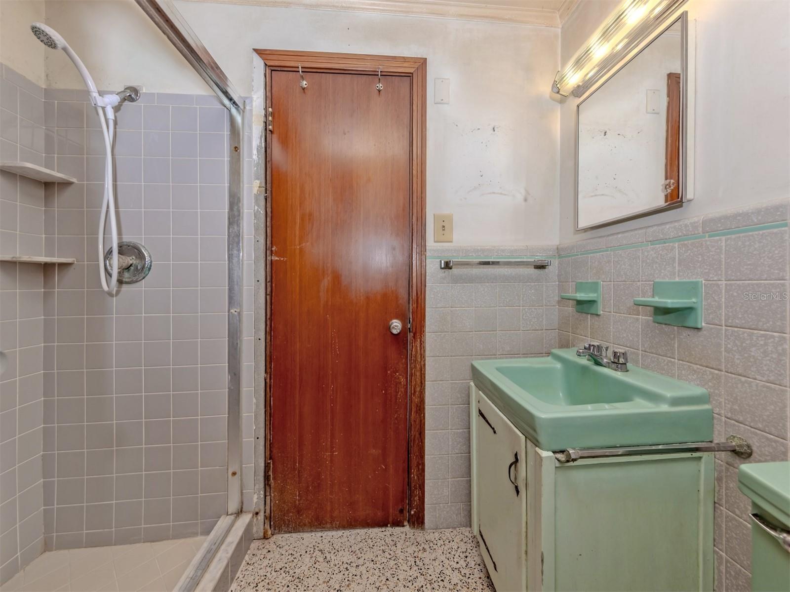 SOUTH VENICE - Residential