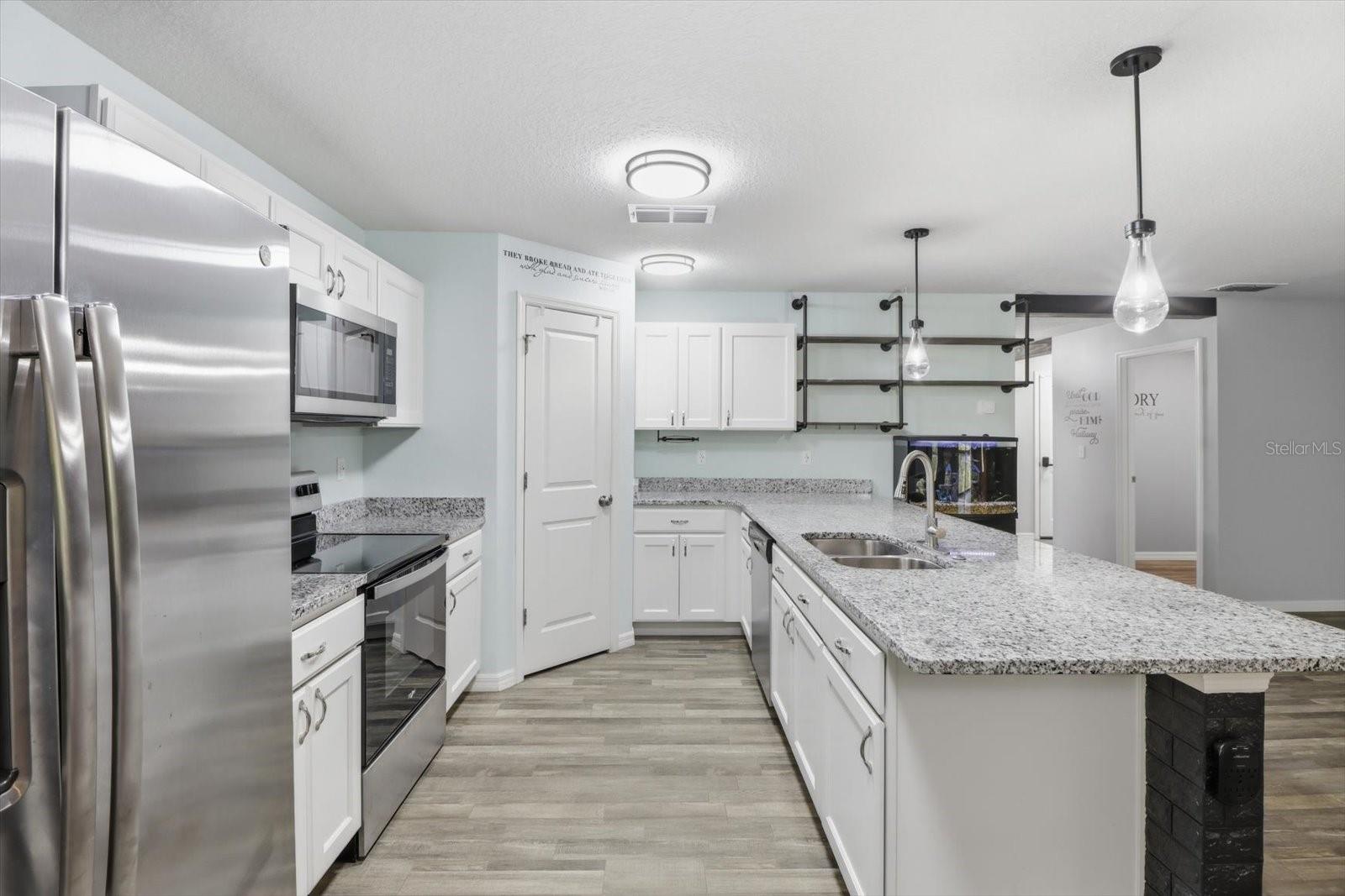 SPRING HILL - Residential