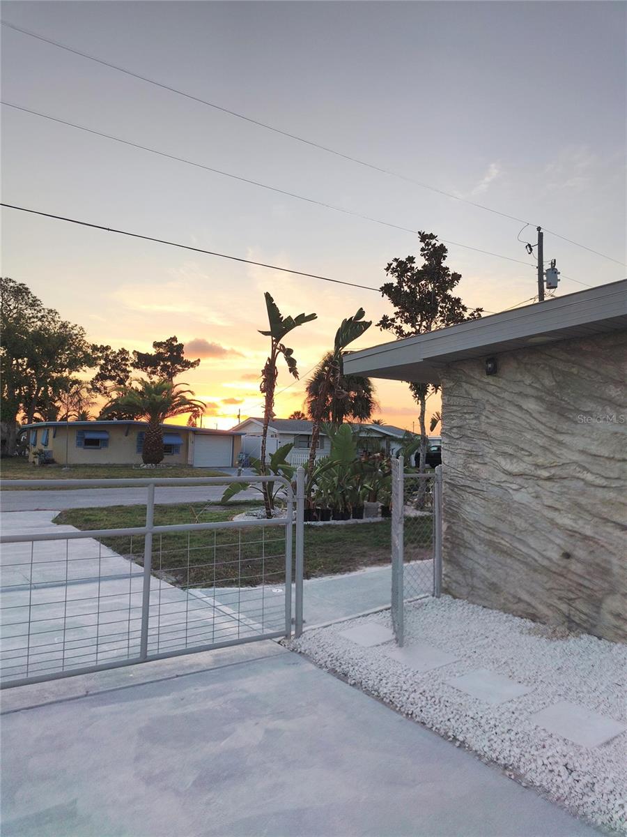 KILLARNEY SHORES GULF - Residential