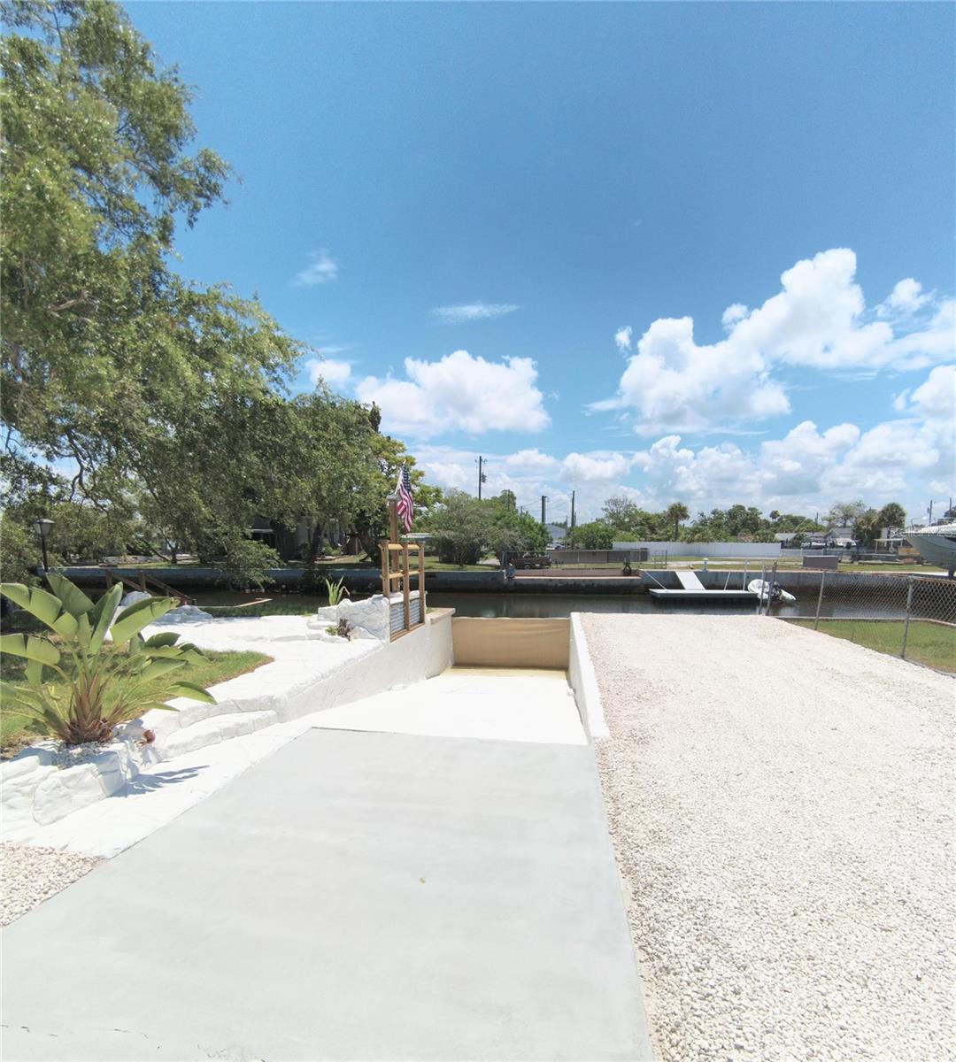 KILLARNEY SHORES GULF - Residential