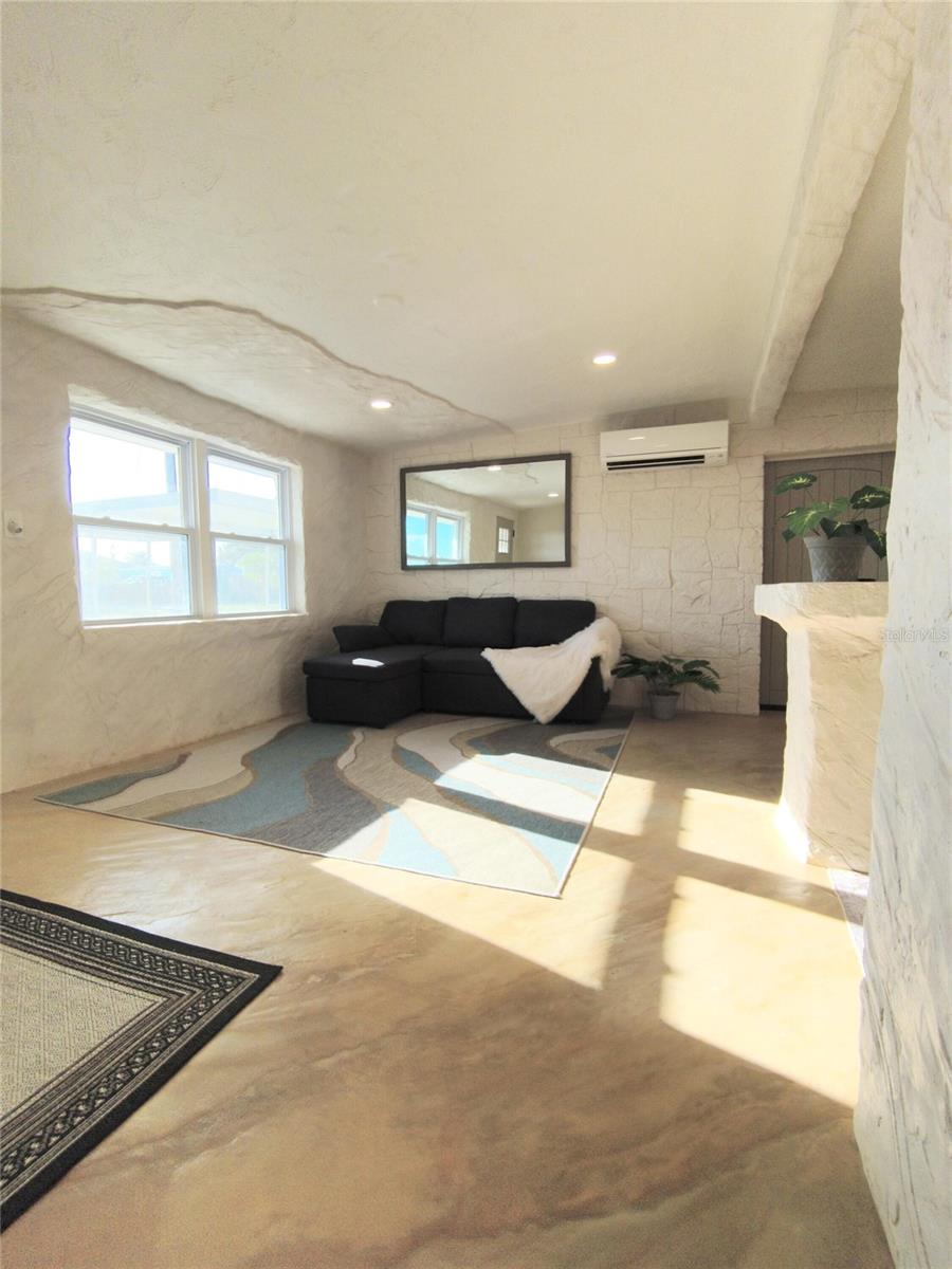 KILLARNEY SHORES GULF - Residential