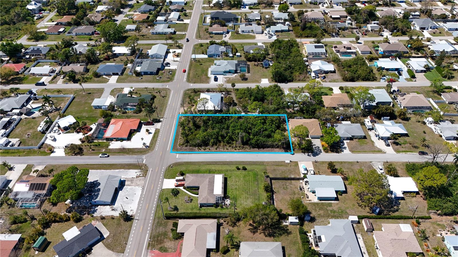 SOUTH VENICE - Land