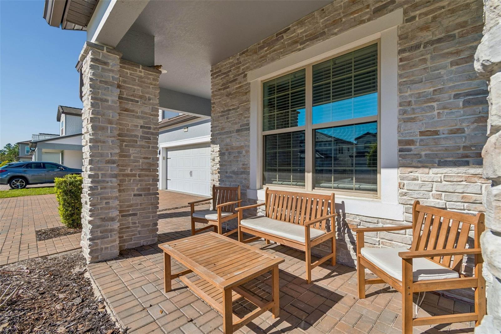 PHILLIPS GROVE TR J - Residential Lease