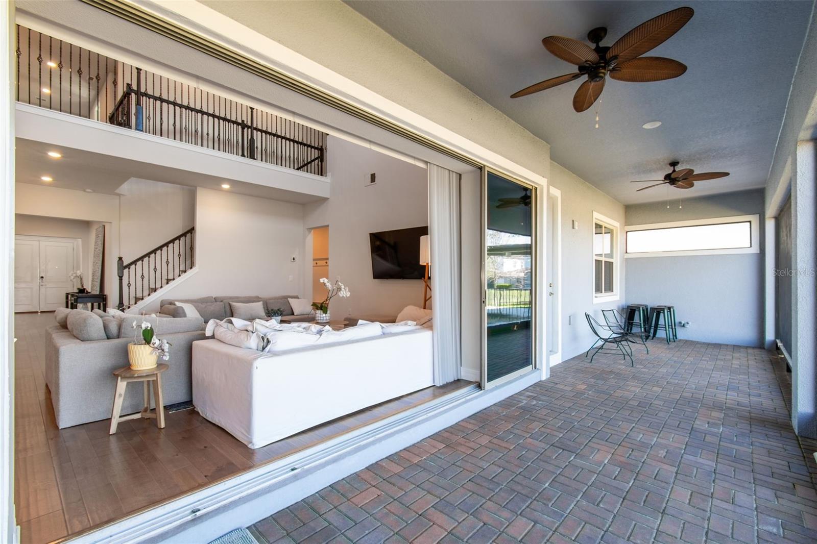 PHILLIPS GROVE TR J - Residential Lease
