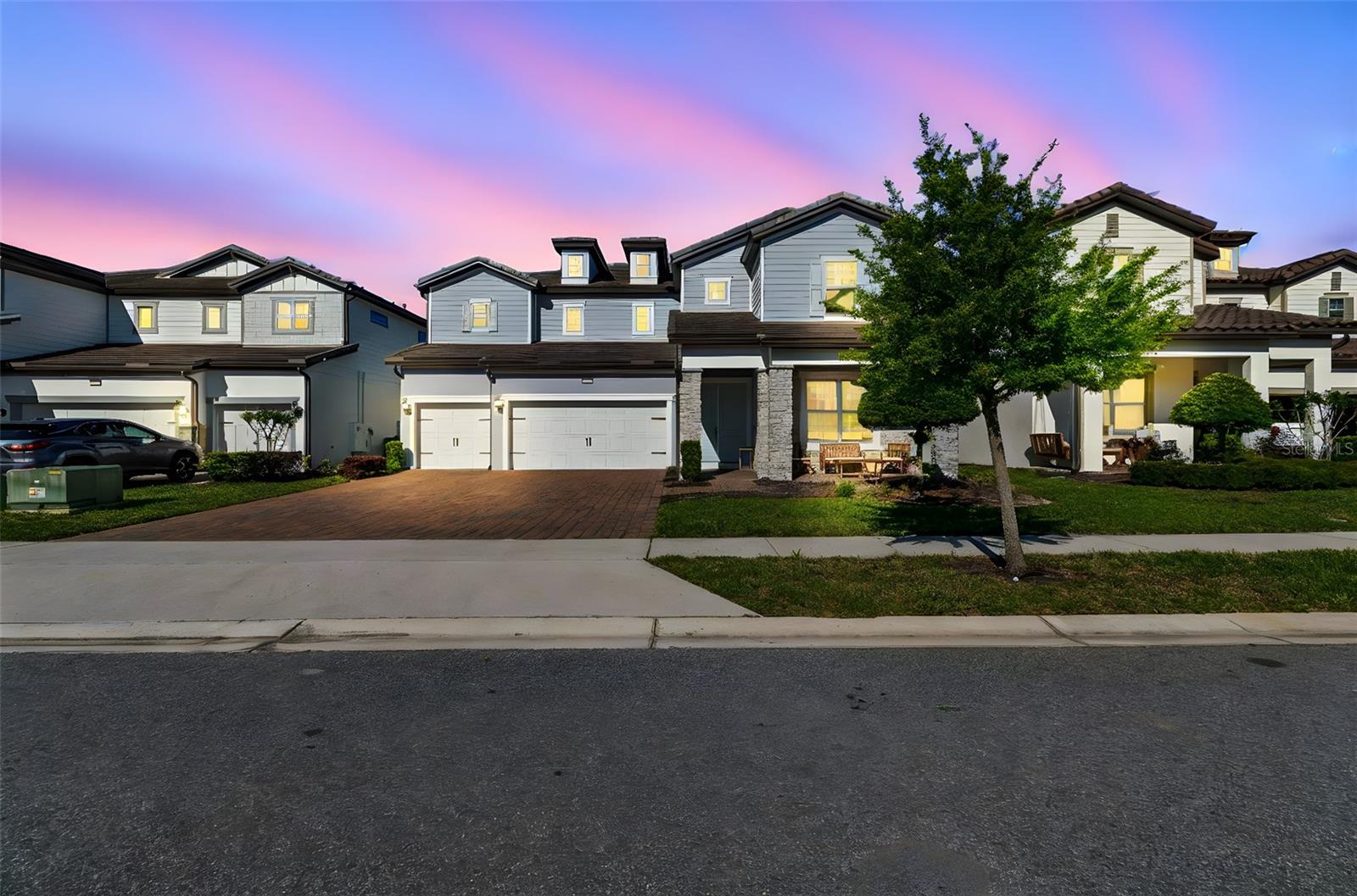 PHILLIPS GROVE TR J - Residential Lease
