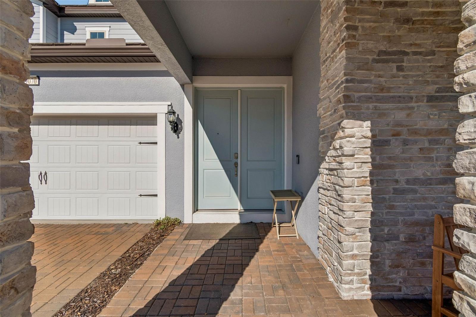 PHILLIPS GROVE TR J - Residential Lease