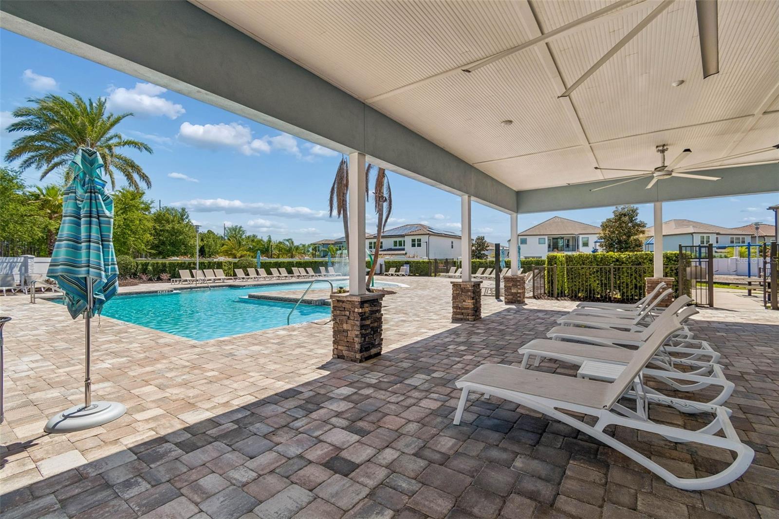 PHILLIPS GROVE TR J - Residential Lease