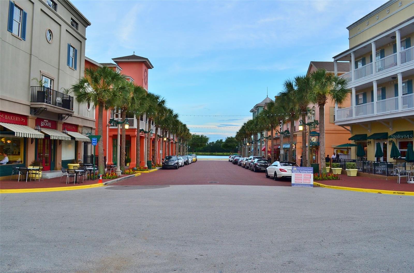 CARLYLE RESIDENCES SOUTH AT CELEBRATION - Residential