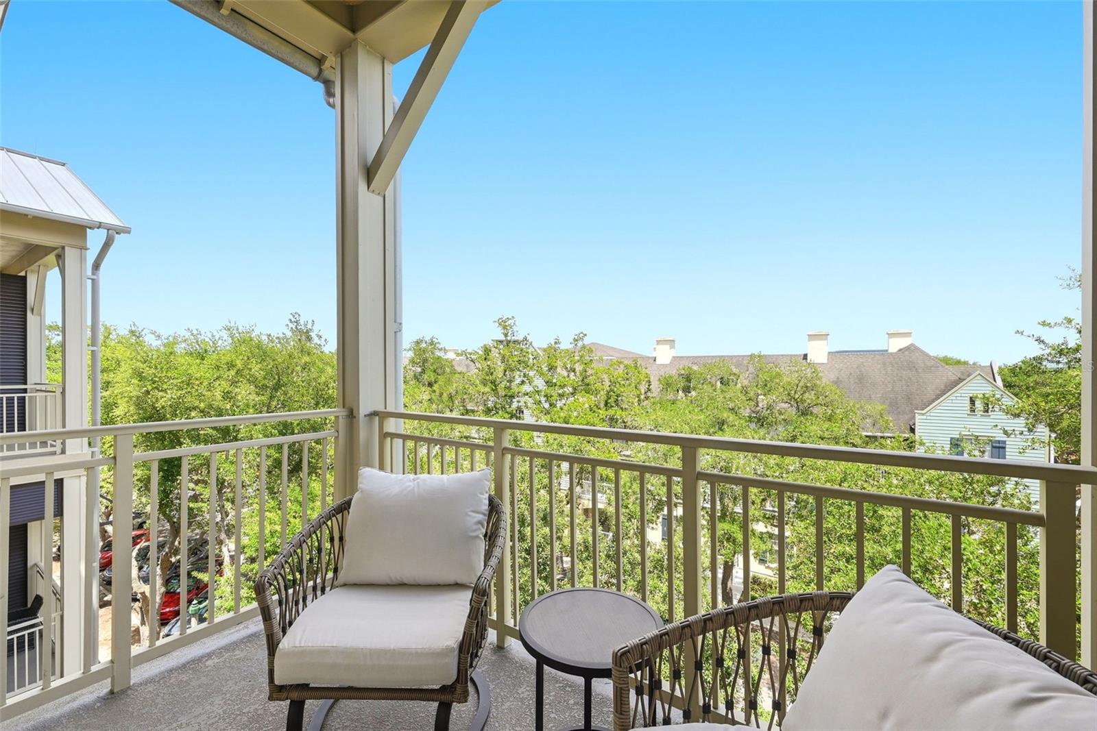 CARLYLE RESIDENCES SOUTH AT CELEBRATION - Residential