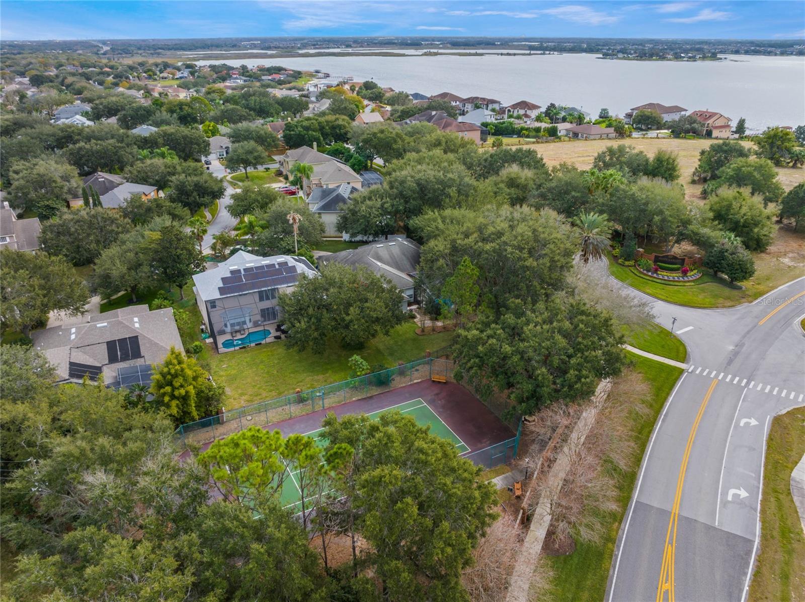JOHNS LANDING - Residential
