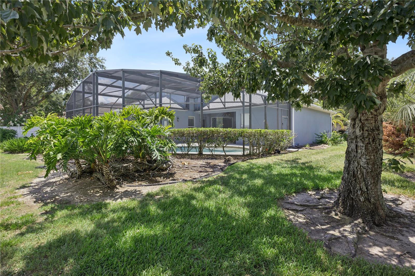 JOHNS LANDING - Residential