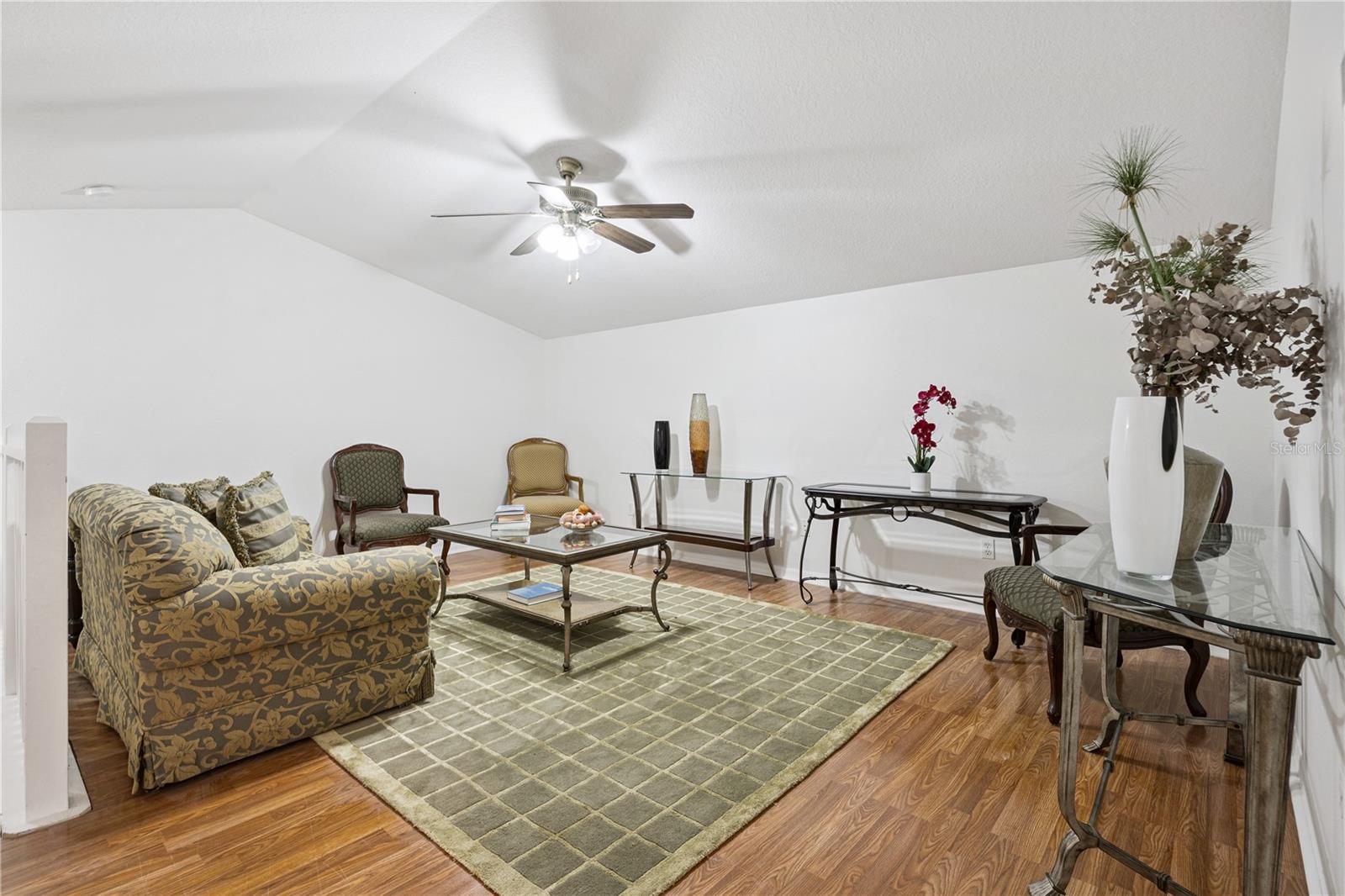 JOHNS LANDING - Residential