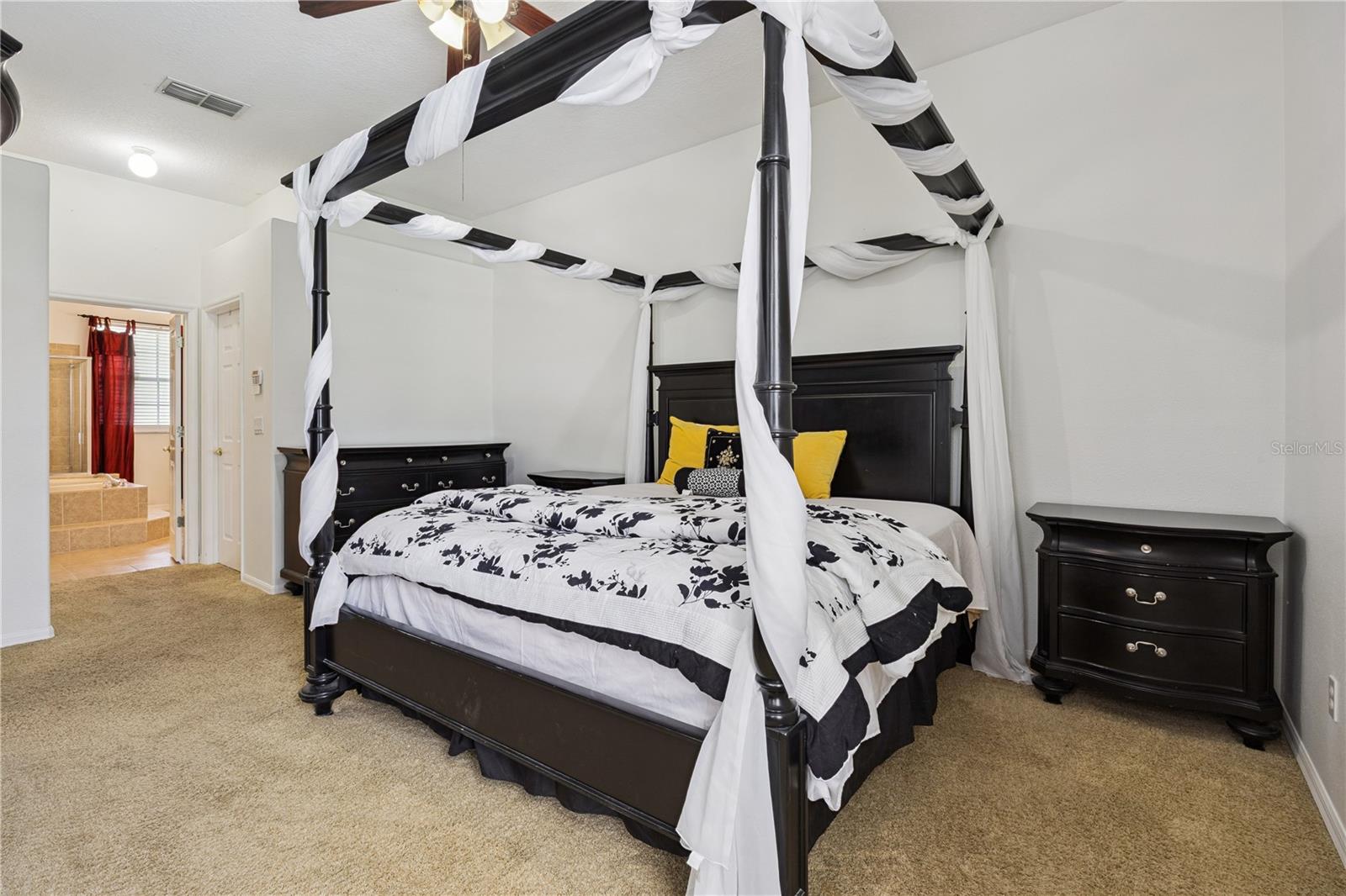 JOHNS LANDING - Residential