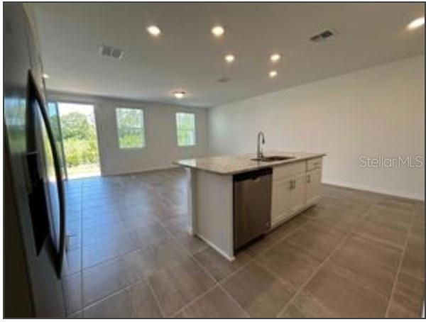 THE MEADOW AT CROSSPRAIRIE - Residential Lease