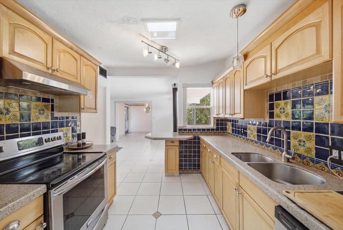 BAYSHORE GARDENS SEC 9C - Residential
