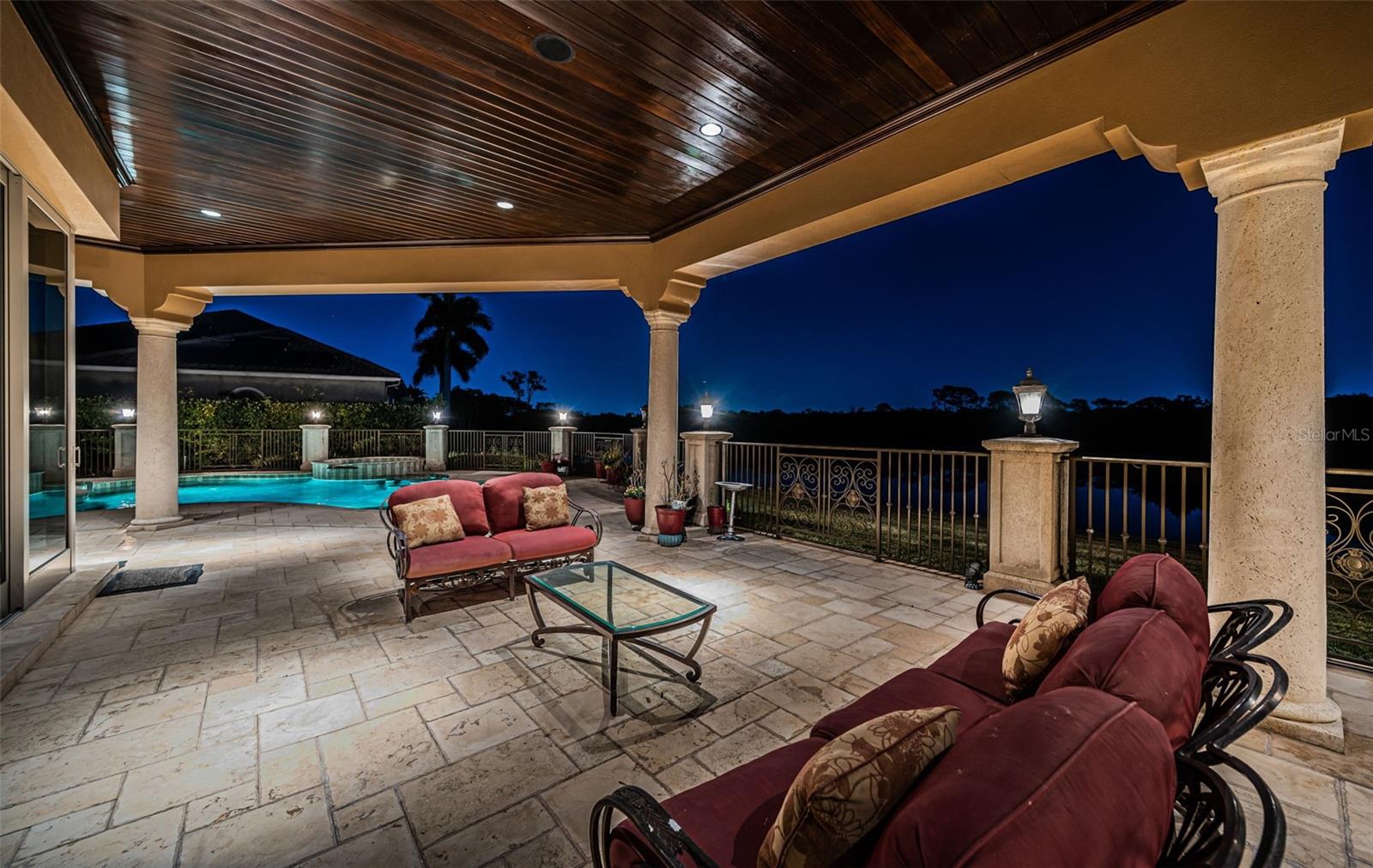 BAYOU CLUB ESTATES TR 2 PH 2 - Residential