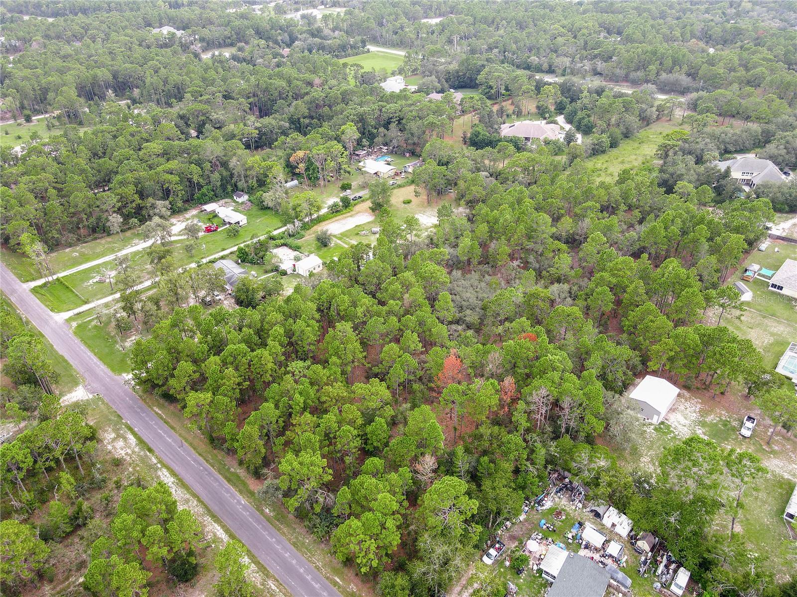 HERNANDO HIGHLANDS UNREC - Land