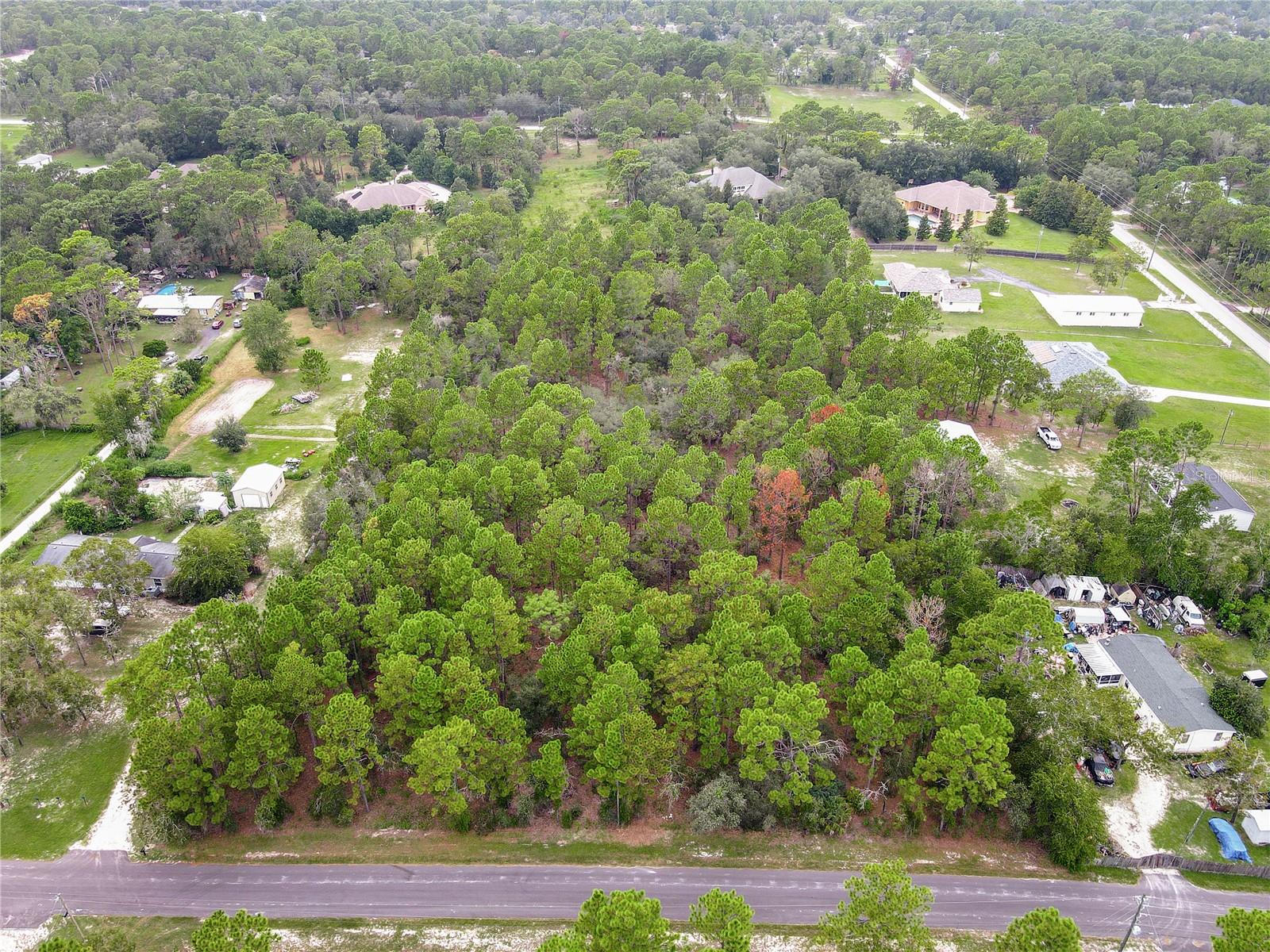 HERNANDO HIGHLANDS UNREC - Land