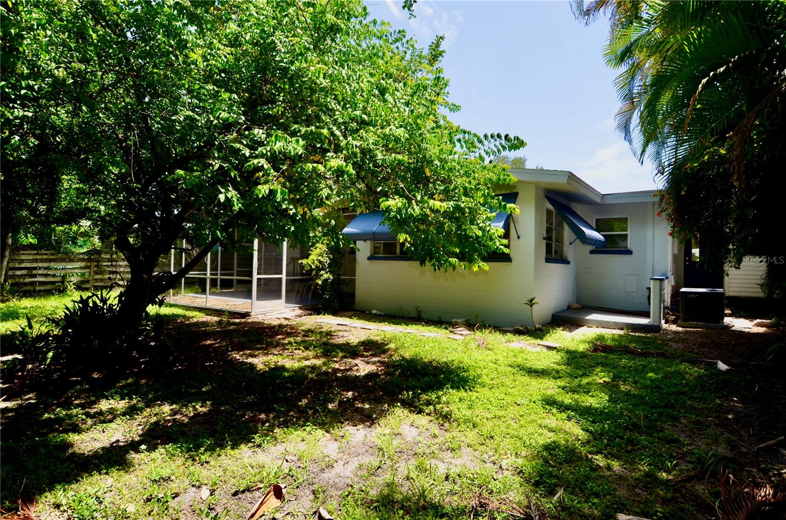 DESOTO TERRACE - Residential