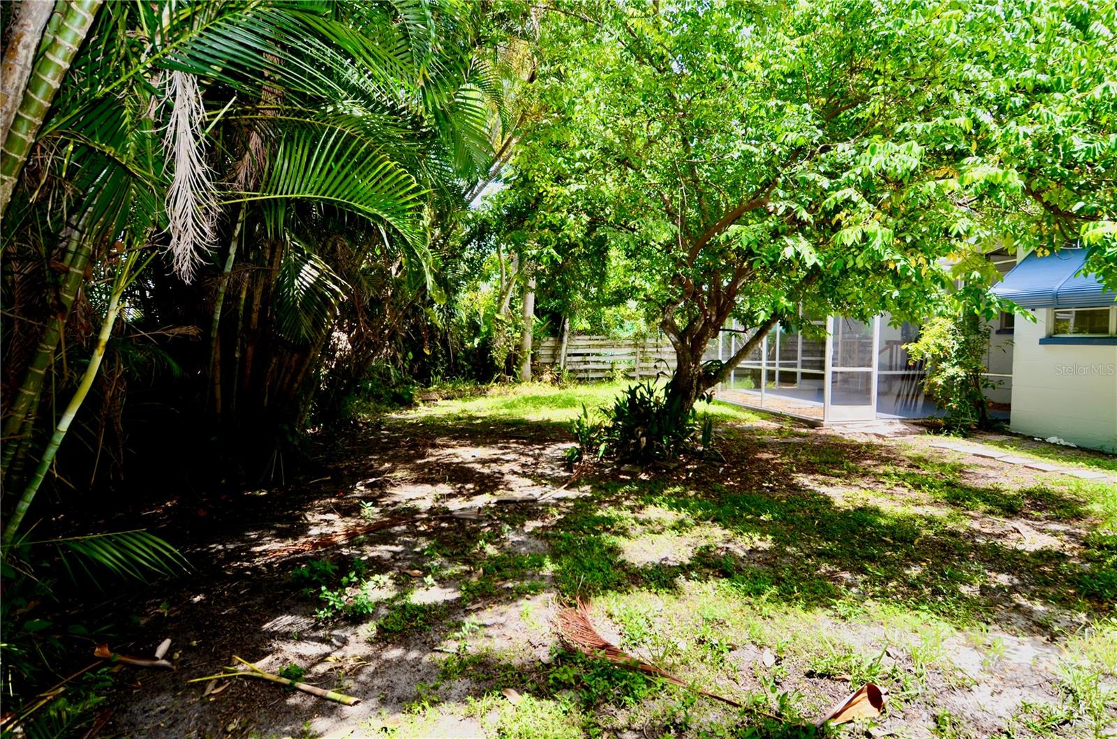 DESOTO TERRACE - Residential