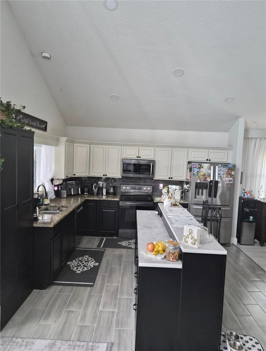 HUNTERS CREEK TR 250 - Residential