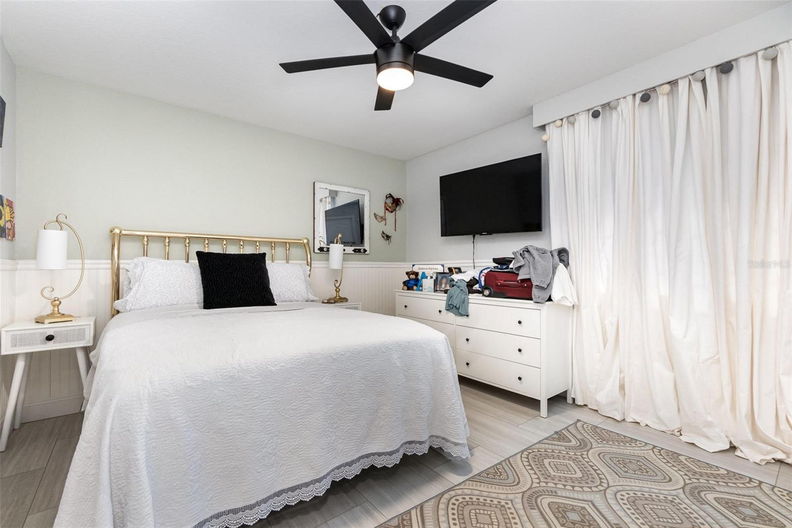 HUNTERS CREEK TR 250 - Residential
