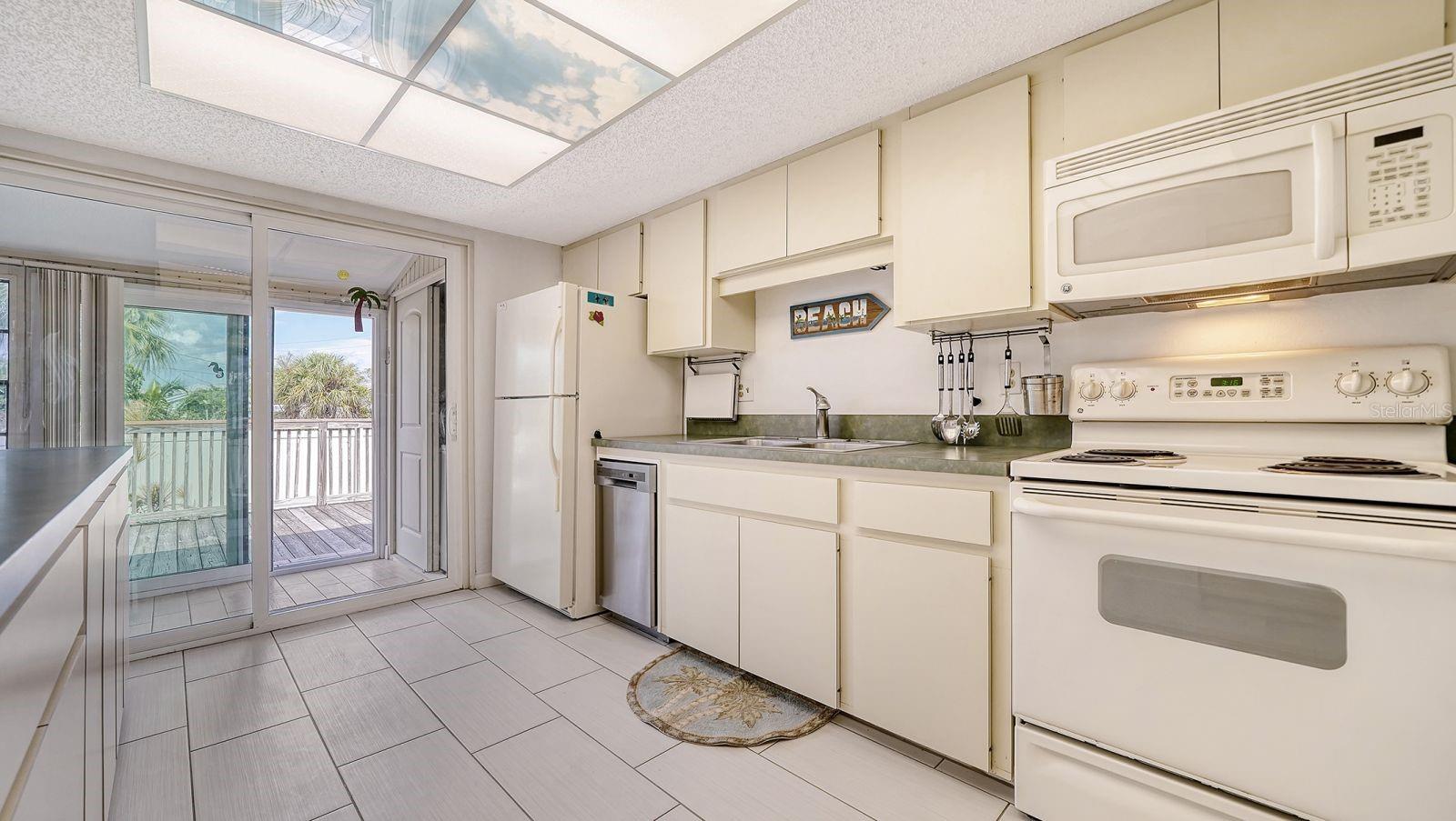 CASTT-AWAY OF NOKOMIS - Residential