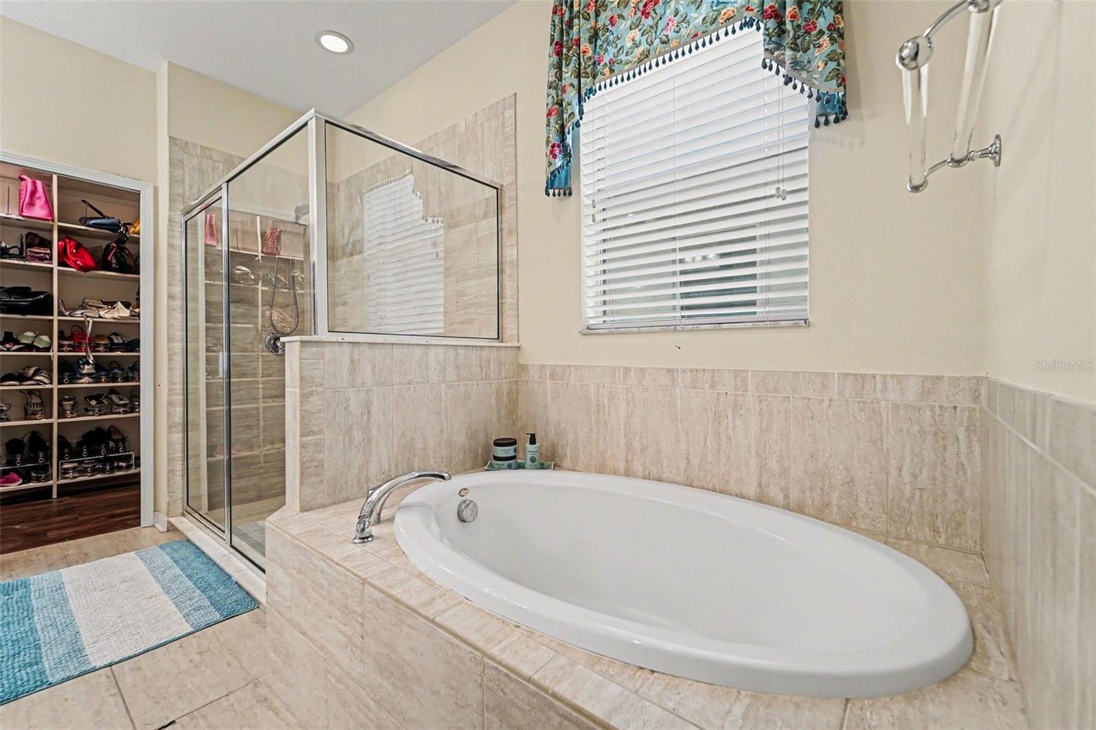 TAMPA BAY GOLF AND COUNTRY CLUB - Residential