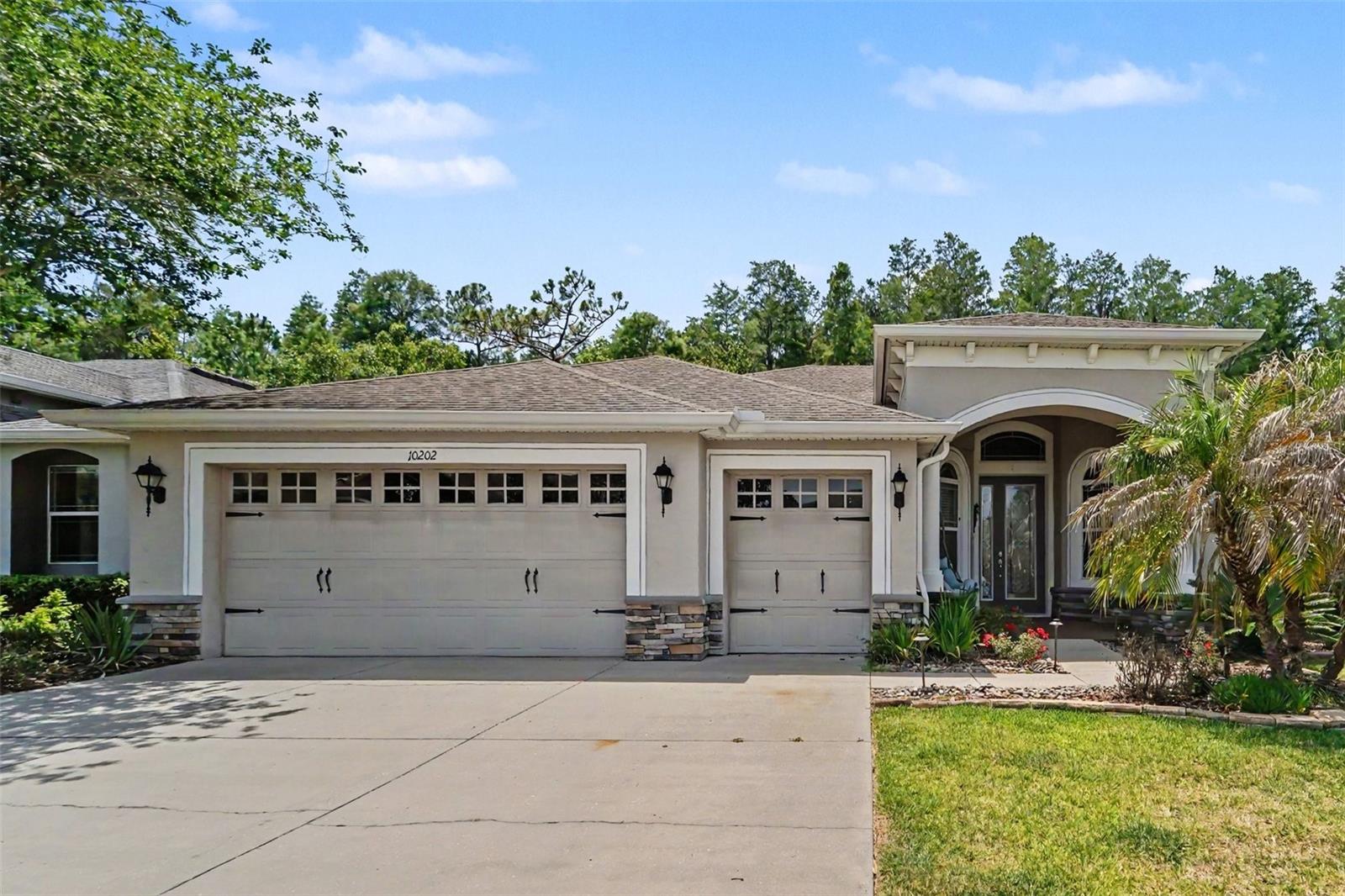 TAMPA BAY GOLF AND COUNTRY CLUB - Residential