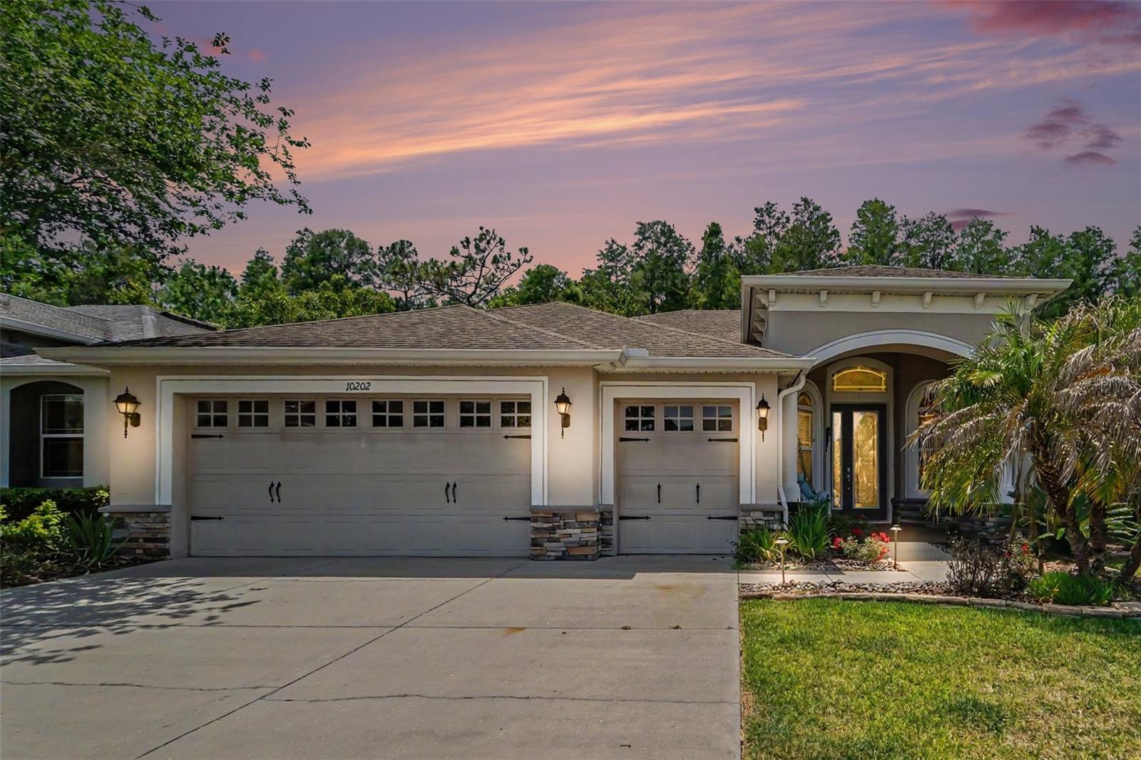 TAMPA BAY GOLF AND COUNTRY CLUB - Residential