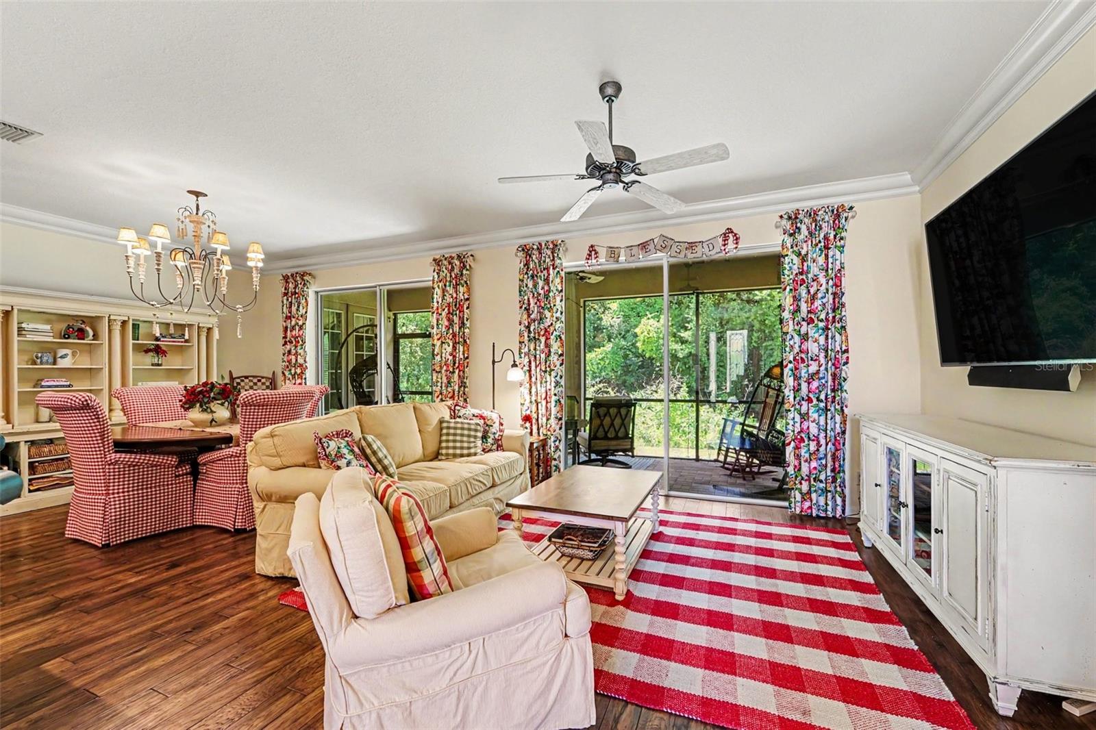 TAMPA BAY GOLF AND COUNTRY CLUB - Residential