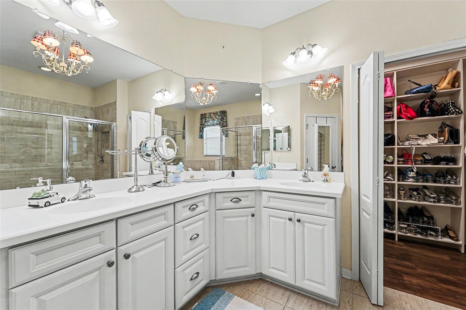 TAMPA BAY GOLF AND COUNTRY CLUB - Residential