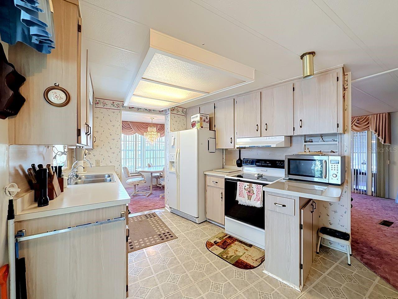 LEESBURG BRITTANY ESTATES - Residential