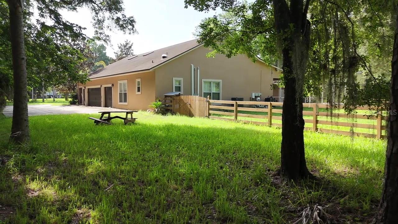 SPRINGS LANDING THE ESTATES AT - Residential