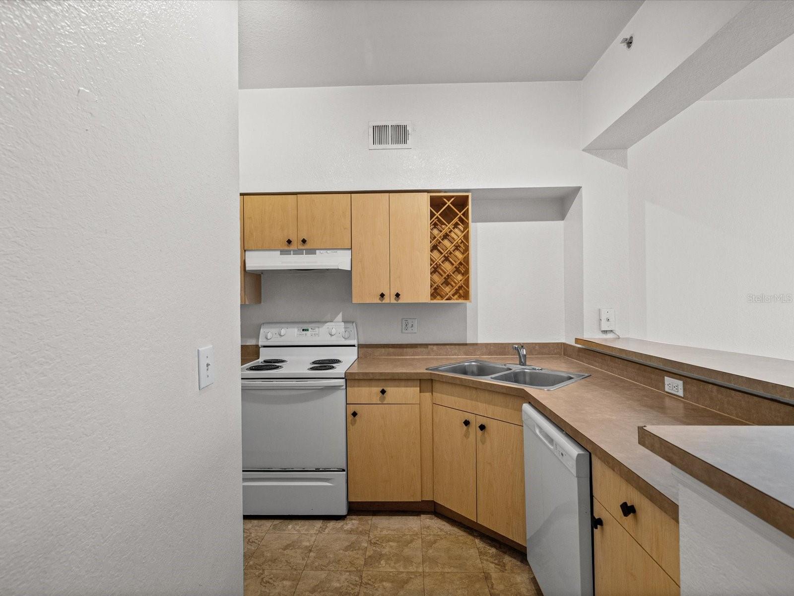 MADISON AT ST PETE - Residential Lease