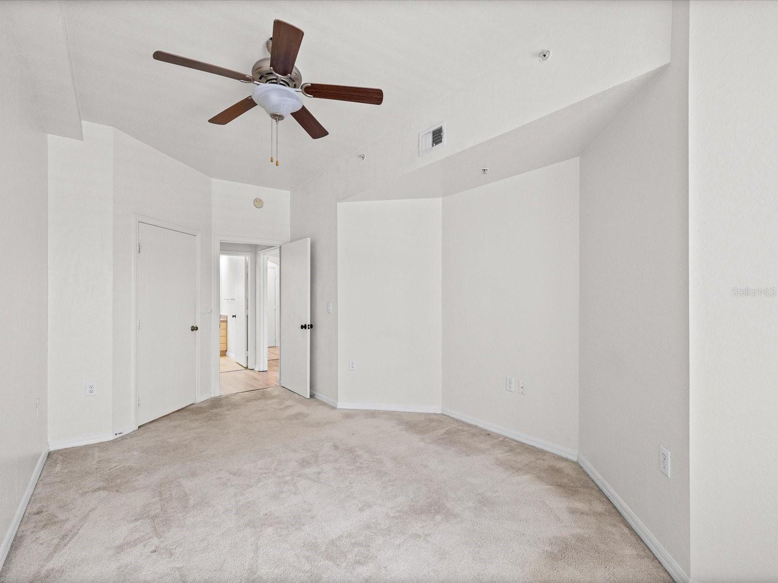 MADISON AT ST PETE - Residential Lease