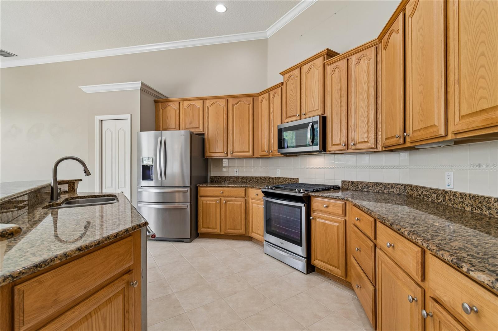 EASTMONTE - Residential