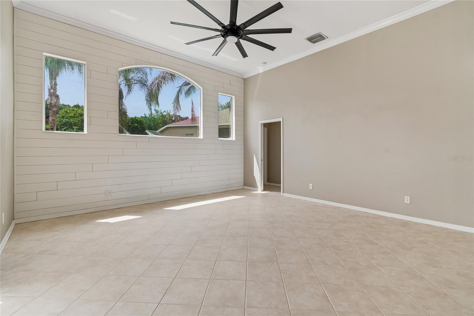 EASTMONTE - Residential